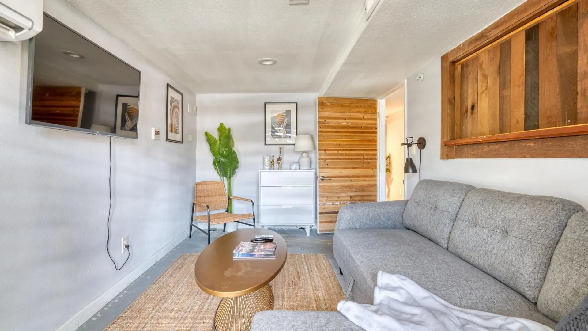 Apartment Stay Portland - Lovely Location, 4 Bedroom Pearl Apt, Sleeps 8