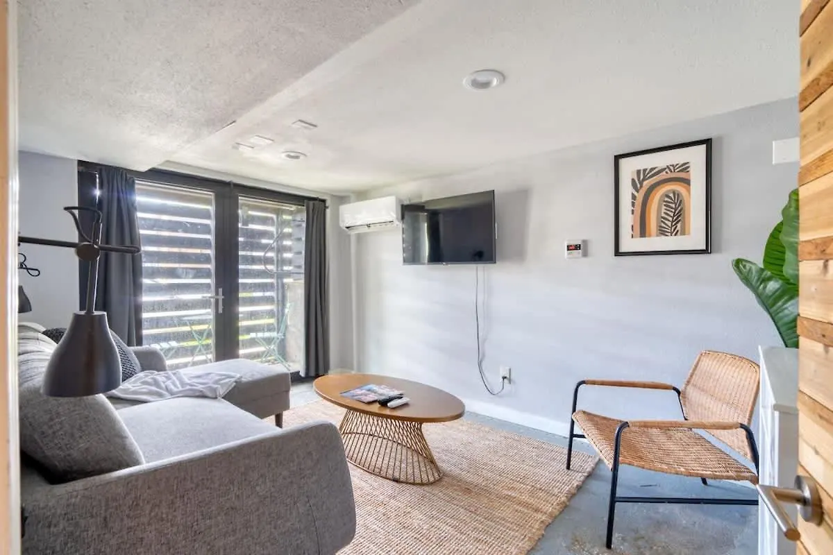 Stay Portland - Lovely Location, 4 Bedroom Pearl Apt, Sleeps 8 USA