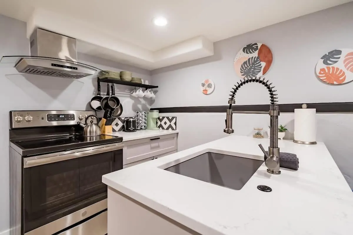 Stay Portland - Lovely Location, 4 Bedroom Pearl Apt, Sleeps 8 0*,