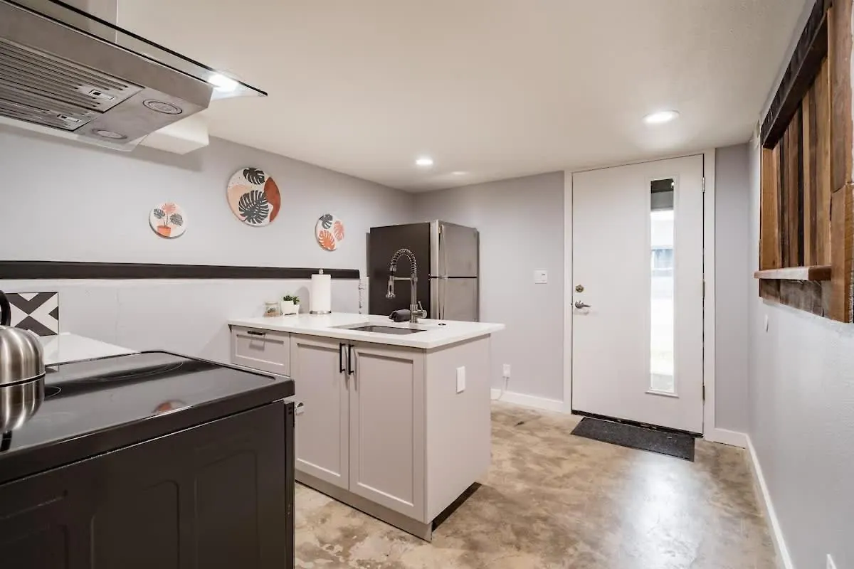 Apartment Stay Portland - Lovely Location, 4 Bedroom Pearl Apt, Sleeps 8 United States
